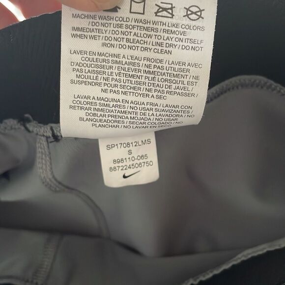 Nike Pro Women's Grey Capri Compression Dri‑fit Leggings Large Swoosh Small - Picture 9 of 9